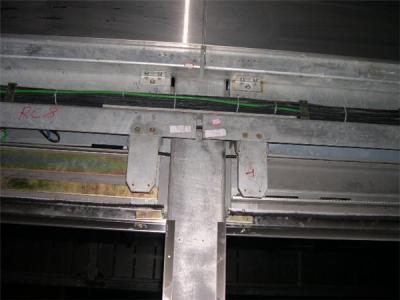 轻轨屏蔽门系统工程安装